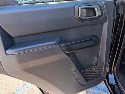 Certified 2025 Ford Bronco Big Bend image 9