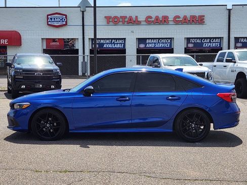 Used 2022 Honda Civic Sport image 3