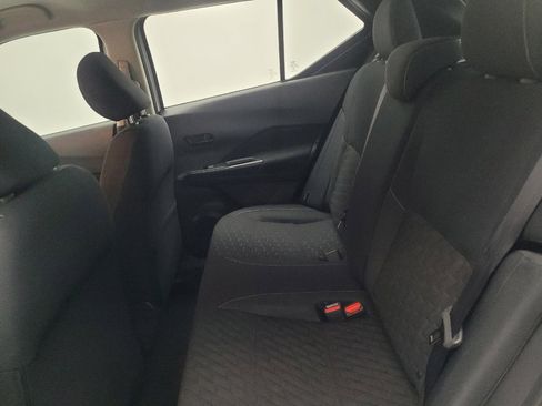 Used 2022 Nissan Kicks S image 18