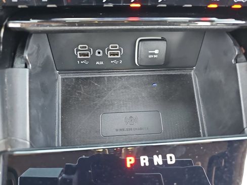 Used 2023 Jeep Grand Cherokee L Laredo image 25