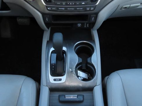 Certified 2018 Honda Pilot EX-L image 24
