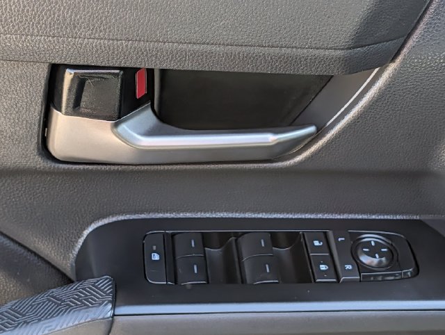 Certified 2025 Toyota Tacoma TRD Sport AWD/4WD image 21