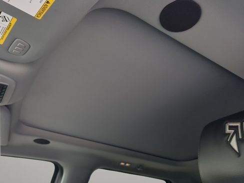 Used 2025 Ford F250 Lariat w/ Lariat Ultimate Package image 51