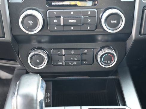 Used 2020 Ford F150 XLT w/ Equipment Group 301A Mid image 32