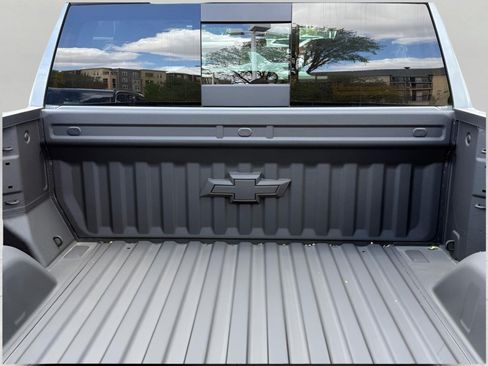 Used 2026 Chevrolet Silverado 1500 RST w/ Dark Appearance Package AWD/4WD image 8
