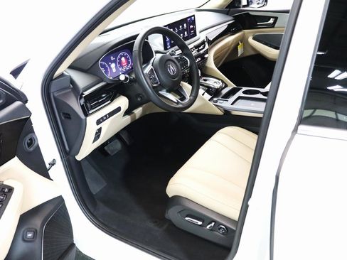 Used 2026 Acura MDX SH-AWD image 16