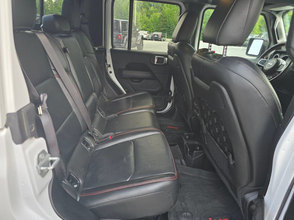 Used 2020 Jeep Gladiator Rubicon AWD/4WD image 25