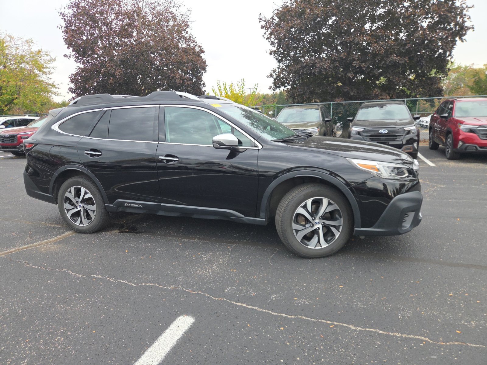 Used 2021 Subaru Outback Touring AWD/4WD image 3