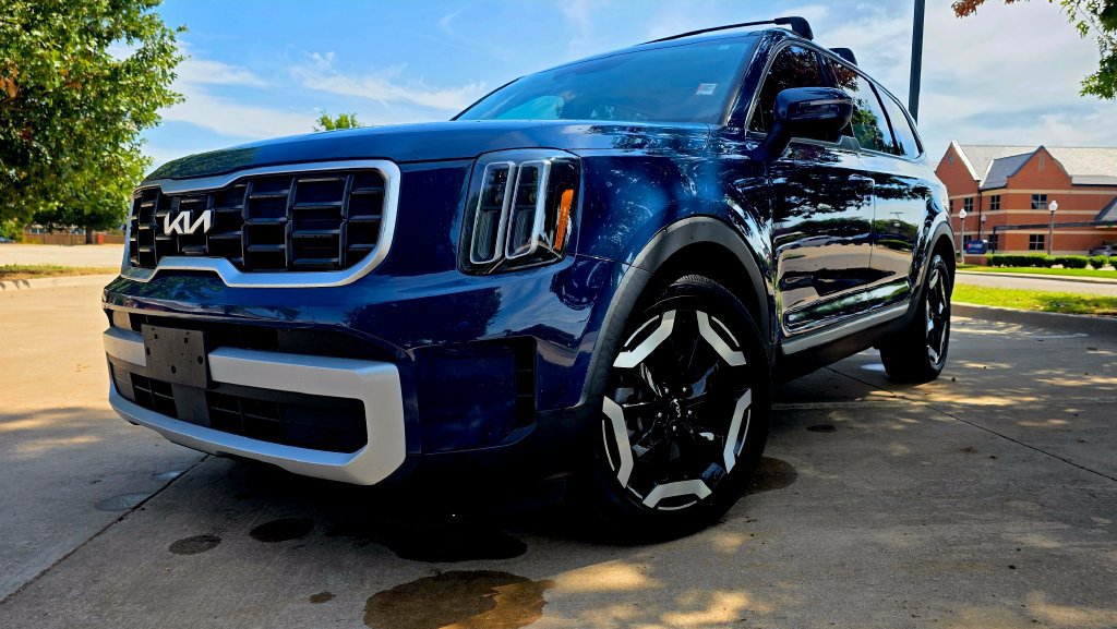 Used 2024 Kia Telluride S w/ S Sunroof Package AWD/4WD image 3