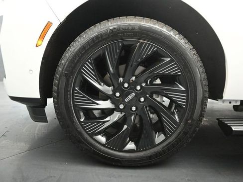 Used 2025 Lincoln Navigator L Reserve w/ Jet Appearance Package image 31