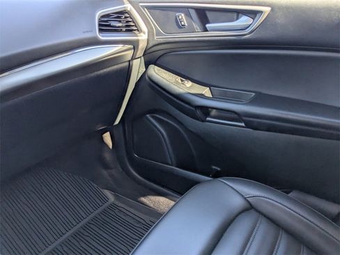 Used 2022 Ford Edge SEL w/ Convenience Package image 20