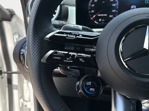 Used 2024 Mercedes-Benz CLA 35 AMG 4MATIC image 25