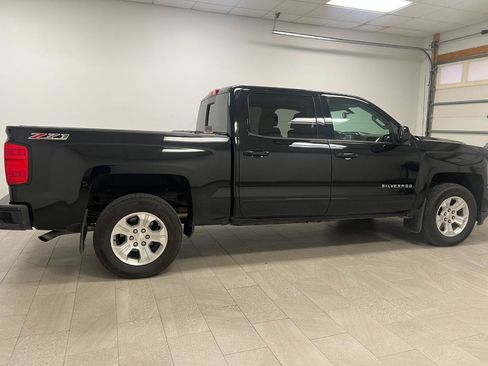 Used 2017 Chevrolet Silverado 1500 LT w/ All Star Edition AWD/4WD image 14