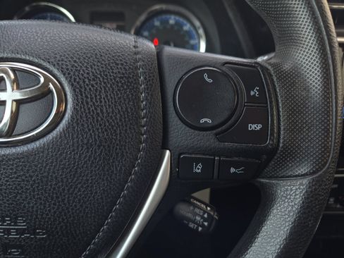Used 2019 Toyota Corolla LE FWD image 16