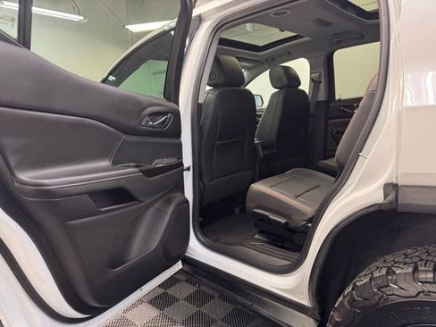 Used 2023 GMC Acadia AT4 w/ GMC Pro Grade Package AWD/4WD image 30