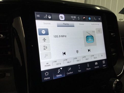 Used 2022 RAM 1500 Laramie image 10