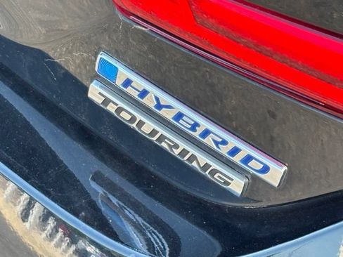 Used 2019 Honda Accord Touring image 9