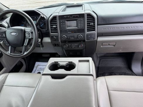 Used 2019 Ford F550 4x4 Regular Cab Super Duty image 25