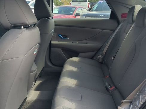 New 2026 Hyundai Elantra SE image 13