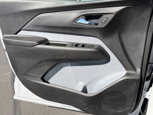 New 2027 Chevrolet Bolt LT w/ Comfort Package image 9