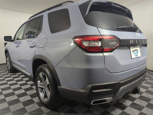New 2026 Honda Pilot EX-L image 3