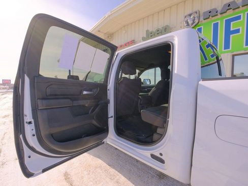 Used 2024 RAM 1500 Tradesman w/ Night Edition image 27