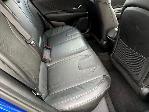 Certified 2023 Hyundai Elantra Limited w/ Cargo Package image 23