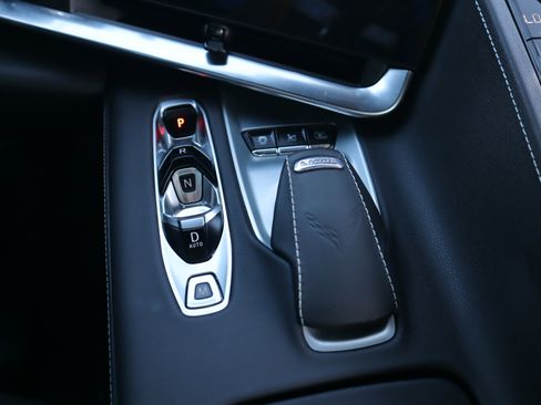 Used 2021 Chevrolet Corvette Stingray Preferred Cpe w/ 2LT image 29