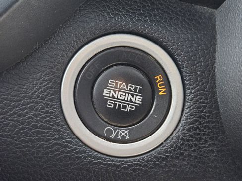 Used 2022 RAM 3500 Big Horn w/ Night Edition AWD/4WD image 22