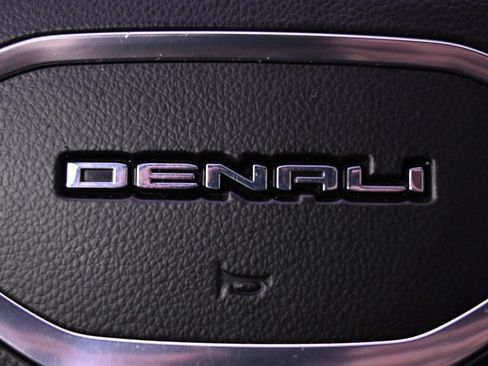 Used 2019 GMC Sierra 1500 Denali w/ Denali Ultimate Package image 37