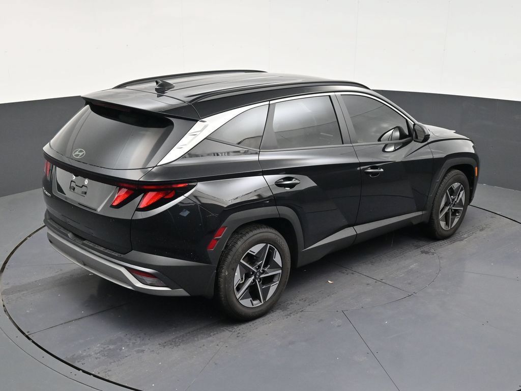 Used 2026 Hyundai Tucson SEL Plus FWD image 16
