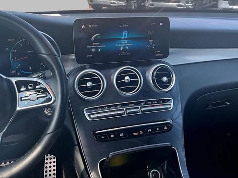 Used 2020 Mercedes-Benz GLC 300 4MATIC Coupe image 7