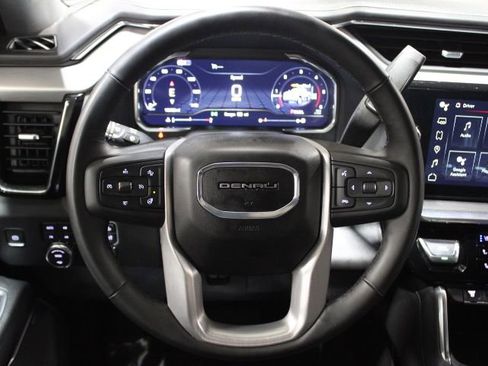 Used 2025 GMC Sierra 2500 Denali image 35