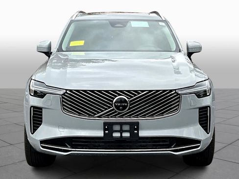 New 2026 Volvo XC90 B6 Plus w/ Protection Package Premier image 2