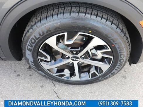 Used 2024 Kia Sportage EX image 28