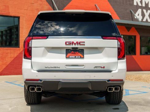 Used 2026 GMC Yukon AT4 w/ AT4 Premium Plus Package AWD/4WD image 6