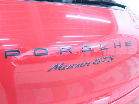 Used 2018 Porsche Macan GTS AWD/4WD image 9