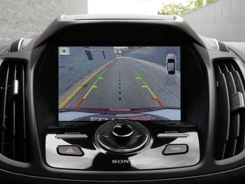 Used 2018 Ford Escape Titanium AWD/4WD image 42
