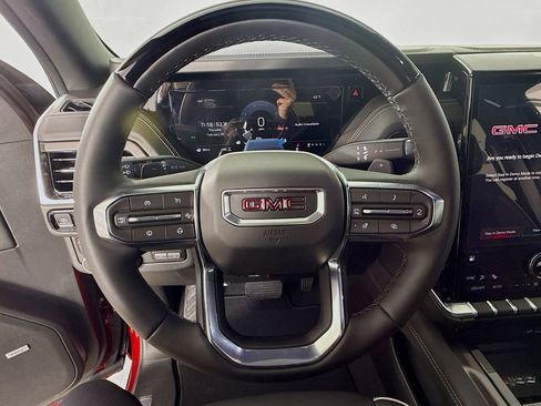 New 2026 GMC Yukon XL Elevation AWD/4WD image 13