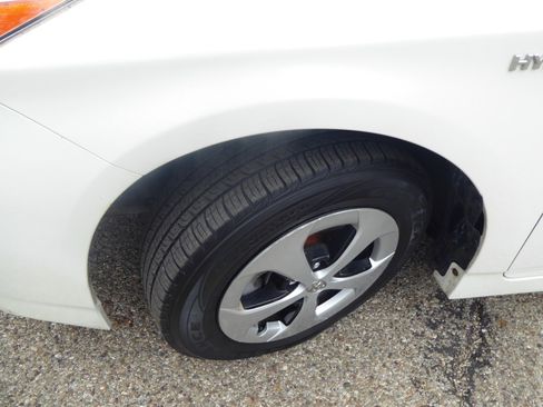 Used 2012 Toyota Prius Two image 20