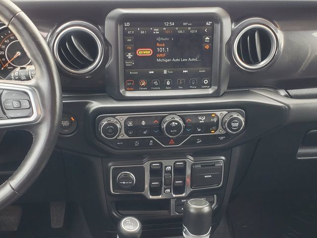 Used 2021 Jeep Wrangler Unlimited Sahara AWD/4WD image 28