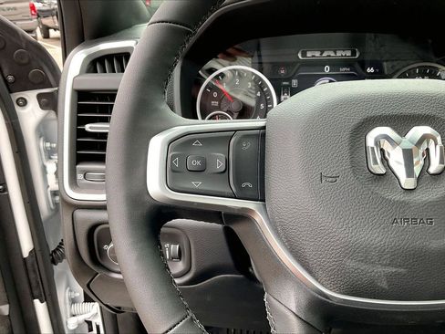 New 2026 RAM 2500 Big Horn AWD/4WD image 28