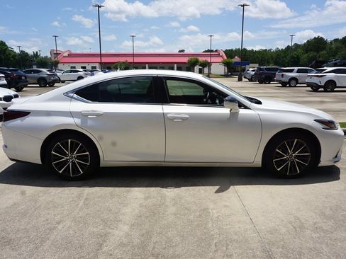 Used 2024 Lexus ES 350 w/ Premium Package FWD image 26