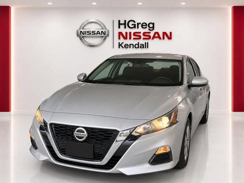 Used 2020 Nissan Altima 2.5 S FWD image 3