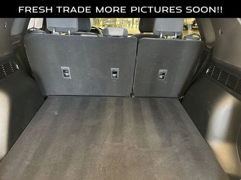 Used 2022 Ford Escape SE w/ Convenience Package FWD image 18