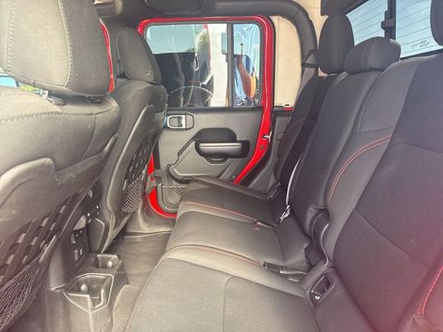 Used 2020 Jeep Gladiator Rubicon image 26