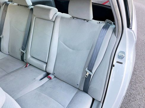 Used 2010 Toyota Prius Four image 38