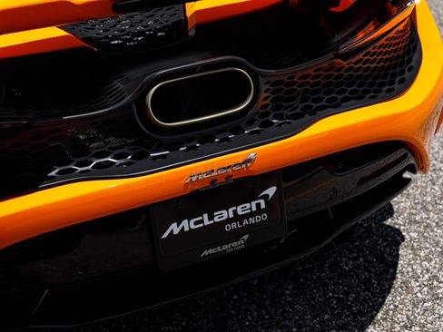 New 2027 McLaren 750S RWD image 10