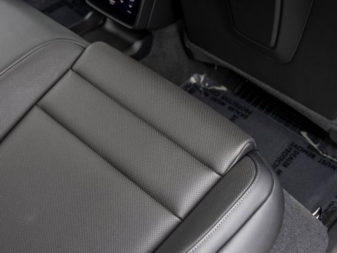 New 2025 Porsche Taycan 4S image 44