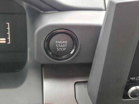 Used 2025 Toyota Tacoma SR5 RWD image 28